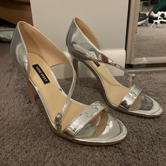 Nine West Silver Strappy Heels - Picture 1 of 8